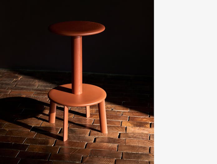 And tradition massif counter stool lifestyle2