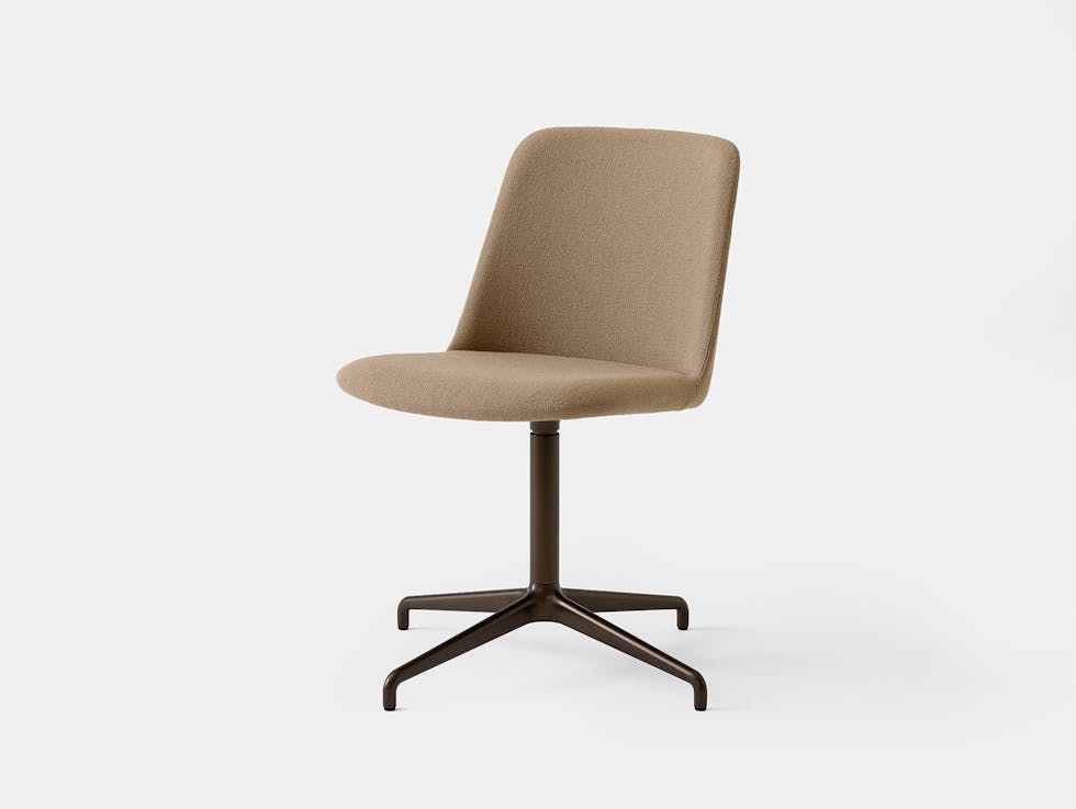 Andtradition rely chair HW13 hall224 brz