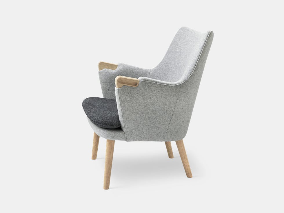 CH71 Lounge Chair image