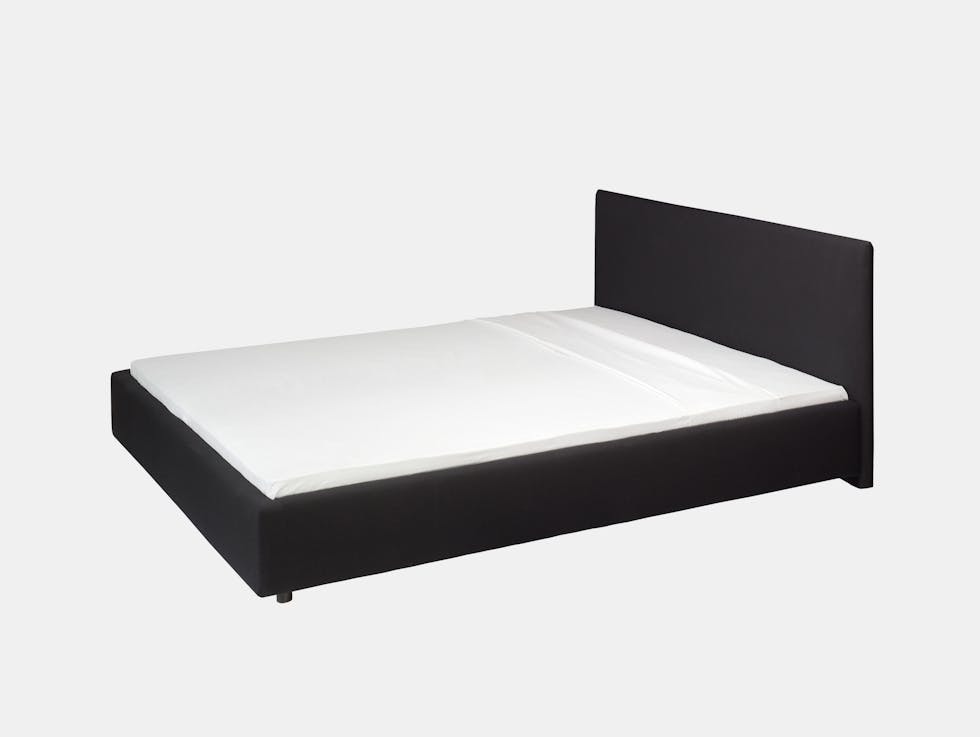 E15 Pardis Bed Black Philipp Mainzer