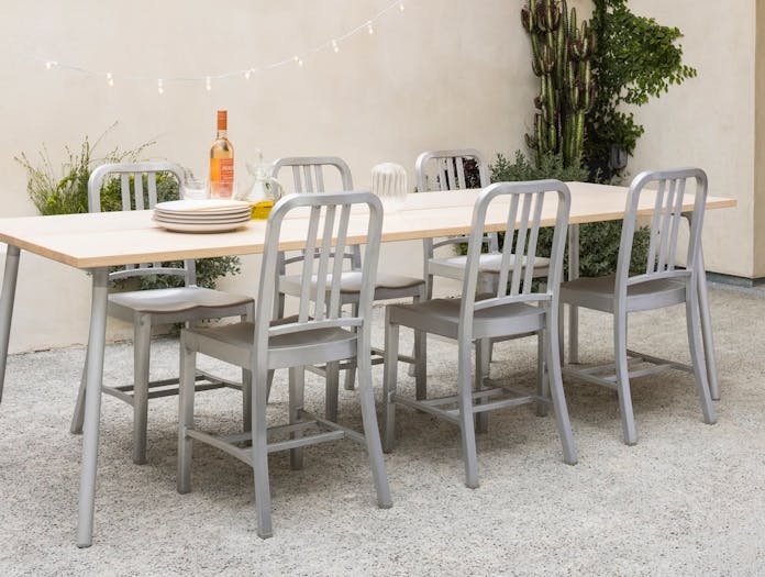 Emeco navy chair 1006 brushed aluminium lifestyle3