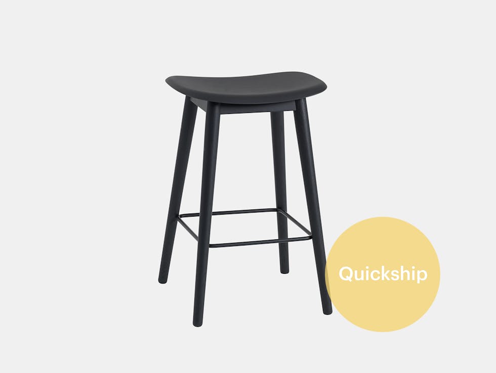 Fiber barstool wood base no backrest qs
