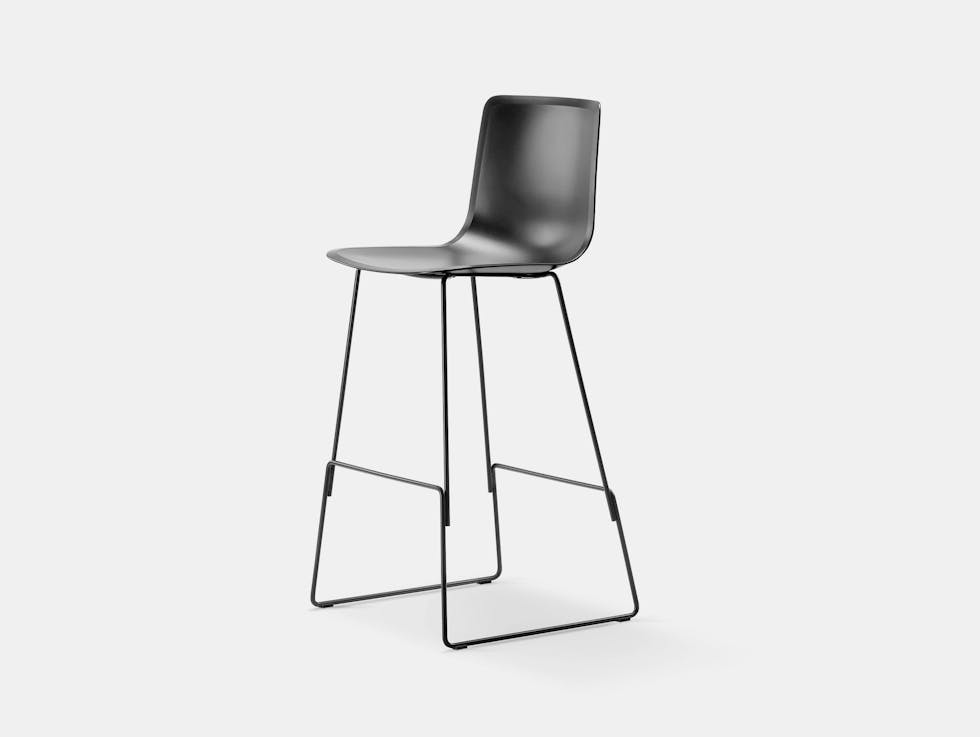 Fredericia Pato Sledge Bar Stool Black Side