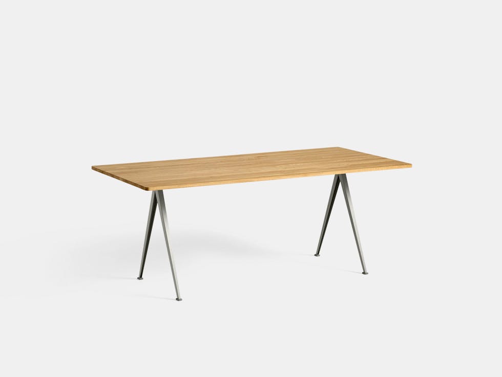 Pyramid Table 02 image