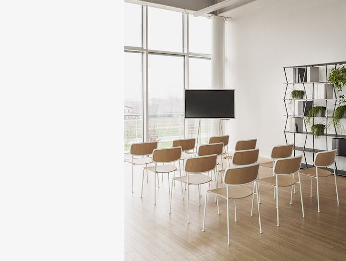 Lapalma hee welling kisat chair blanched oak lifestyle3