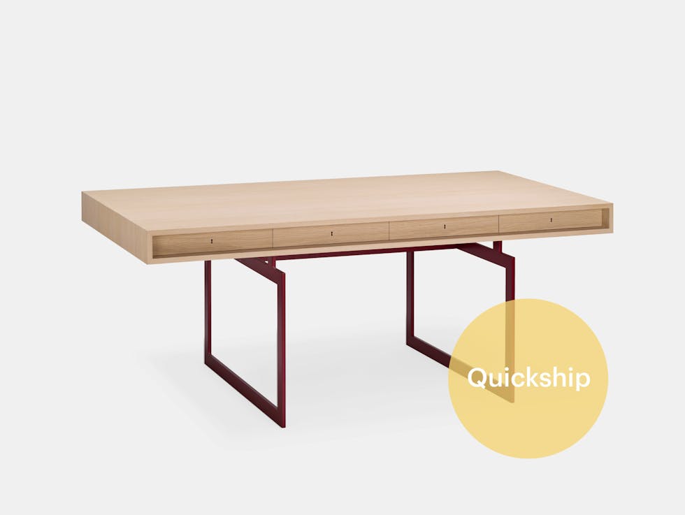 Quickship karakter bodil kjaer office desk