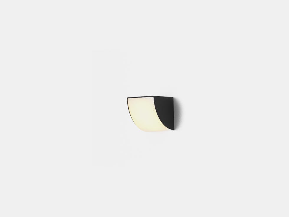 Resident estudios persona phase wall light