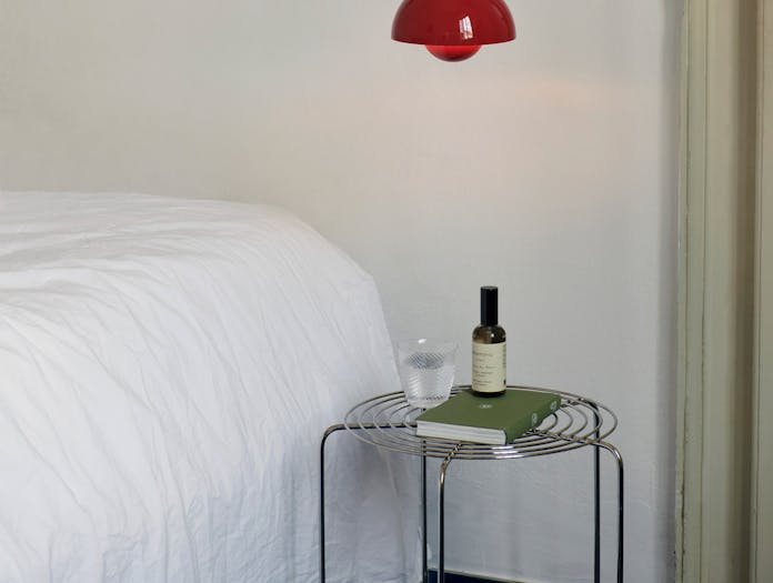 Tradition verner panton wire stool vp11 mirror polished steel lifestyle4